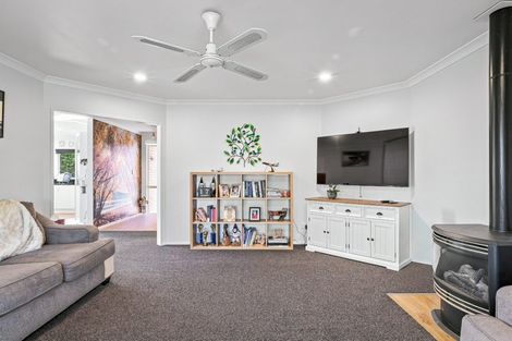 Photo of property in 11 Oaklands Drive, Cambridge, 3434