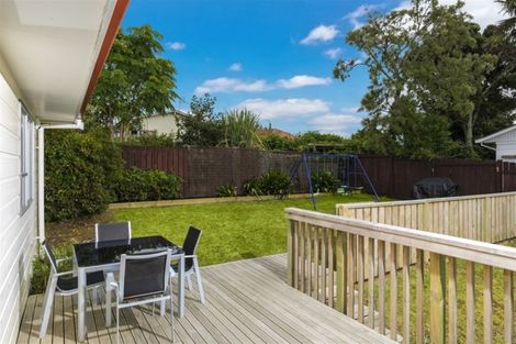 Photo of property in 2/13 Talavera Place, Te Atatu South, Auckland, 0602