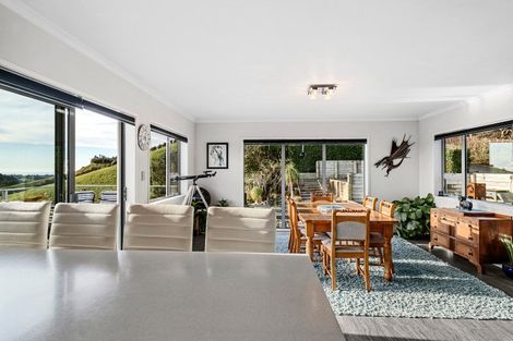 Photo of property in 169 King Road, Inglewood, 4386