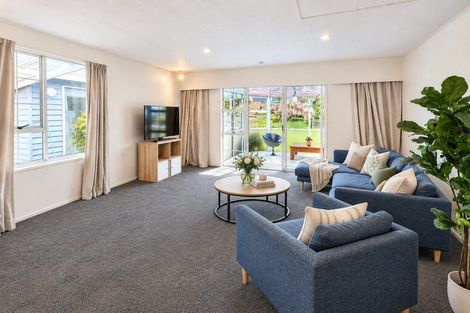 Photo of property in 19 Yarrow Place, Papakowhai, Porirua, 5024