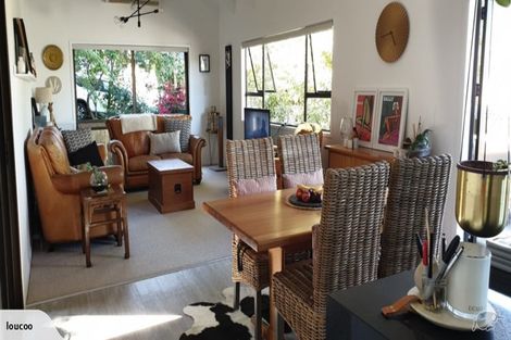 Photo of property in 17 West Glade Crescent, Birkenhead, Auckland, 0626