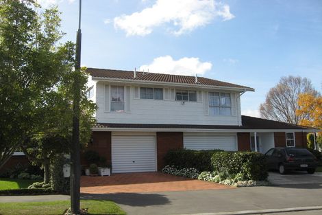 Photo of property in 2/2 Camrose Place, Ilam, Christchurch, 8041