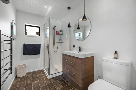 Photo of property in 16 Lochburn Avenue, Glenorchy, 9372