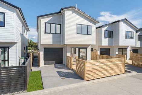 Photo of property in 13 Octans Road, Westgate, 0814