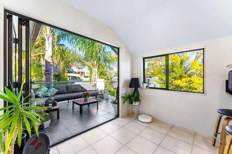 Photo of property in 416 Beach Road, Mairangi Bay, Auckland, 0630