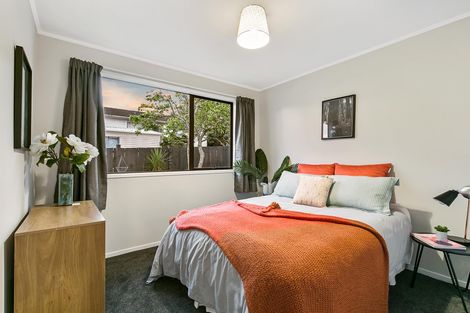 Photo of property in 7 Holborn Place, Papatoetoe, Auckland, 2025