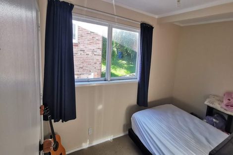 Photo of property in 22 Deane Avenue, Titirangi, Auckland, 0604