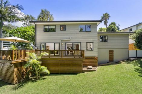 Photo of property in 16b Charmaine Road, Torbay, Auckland, 0630