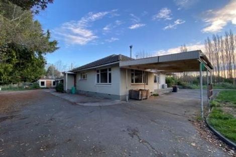 Photo of property in 482 Cashmere Road, Westmorland, Christchurch, 8025