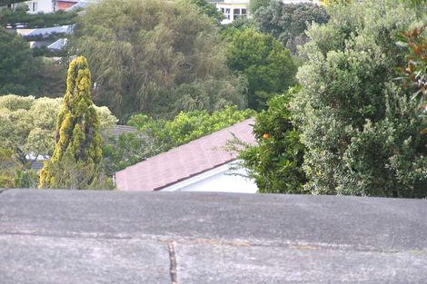 Photo of property in 34 Grenada Avenue, Forrest Hill, Auckland, 0620