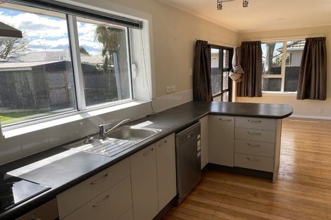 Photo of property in 25 Wilton Crescent, Bishopdale, Christchurch, 8053