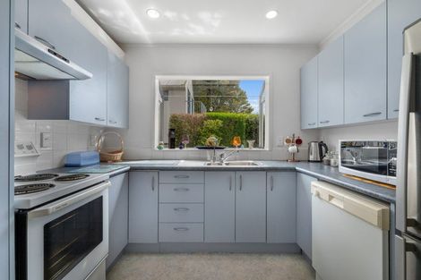 Photo of property in 7/485 Don Buck Road, Massey, Auckland, 0614