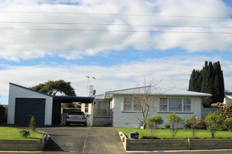 Photo of property in 19 Highbury Drive, Levin, 5510