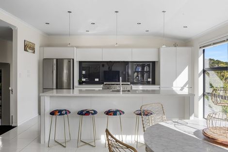 Photo of property in 78 Pemberton Avenue, Bayview, Auckland, 0629