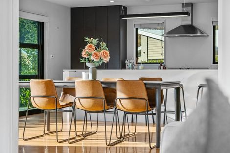 Photo of property in 14 Islington Place, Wanaka, 9305