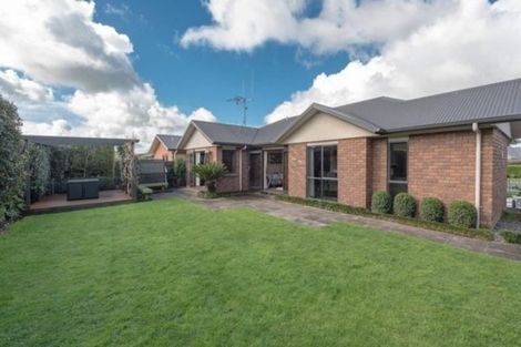 Photo of property in 41 Farringdon Avenue, Rototuna North, Hamilton, 3210
