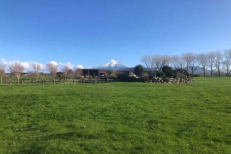 Photo of property in 1108b Egmont Road, Egmont Village, New Plymouth, 4372