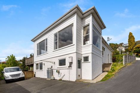 Photo of property in 33 Easther Crescent, Kew, Dunedin, 9012