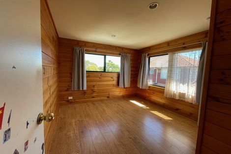 Photo of property in 30a Vera Road, Te Atatu South, Auckland, 0610