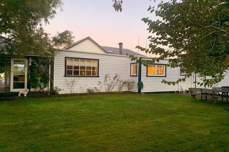 Photo of property in 73 Wallath Road, Westown, New Plymouth, 4310