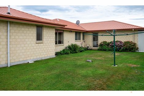 Photo of property in 9 Tancred Street, Geraldine, 7930