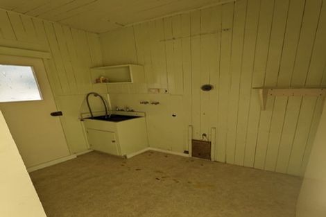 Photo of property in 37 Mako Mako Road, Levin, 5510