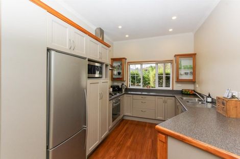 Photo of property in 52a Poplar Grove, Whalers Gate, New Plymouth, 4310
