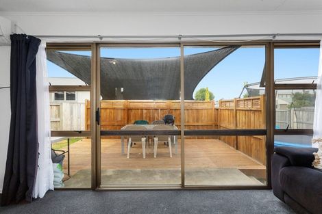 Photo of property in 15 Matipo Place, Edgecumbe, 3120