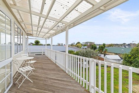 Photo of property in 6 Arundel Place, Springvale, Whanganui, 4501