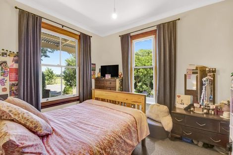 Photo of property in 4 Muhunoa West Road, Ohau, Levin, 5570