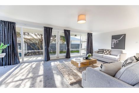 Photo of property in 6 Royalist Avenue, North New Brighton, Christchurch, 8083