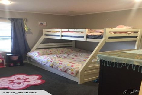 Photo of property in 19 Garland Drive, St Andrews, Hamilton, 3200