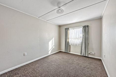 Photo of property in 21 Hood Street, Castlecliff, Whanganui, 4501