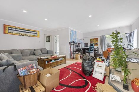 Photo of property in 3 Harford Place, Pakuranga Heights, Auckland, 2010