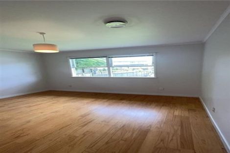 Photo of property in 6 Firle Place, Green Bay, Auckland, 0604