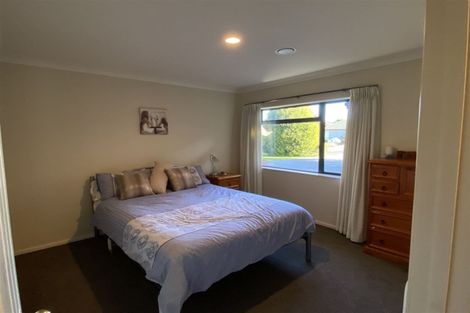 Photo of property in 2 Sunset Drive, Pukekohe, 2120