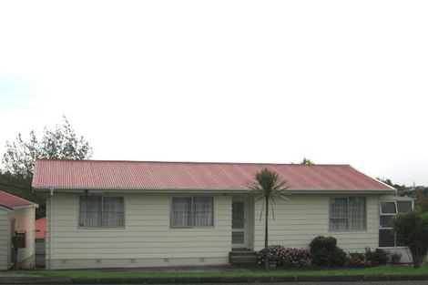 Photo of property in 83 Seymour Road, Sunnyvale, Auckland, 0612
