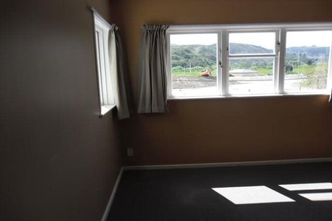 Photo of property in 95 Farmer Crescent, Taita, Lower Hutt, 5011
