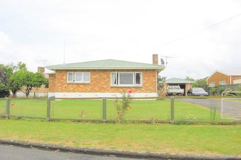 Photo of property in 16 Freyberg Crescent, Pukekohe, 2120