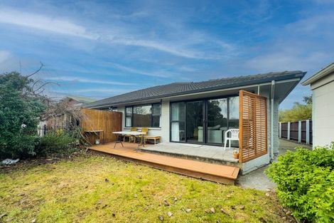 Photo of property in 3a Farnham Place, Ilam, Christchurch, 8041