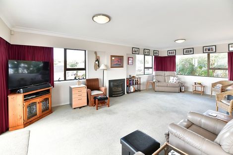 Photo of property in 10 Kawau View Road, Snells Beach, 0920