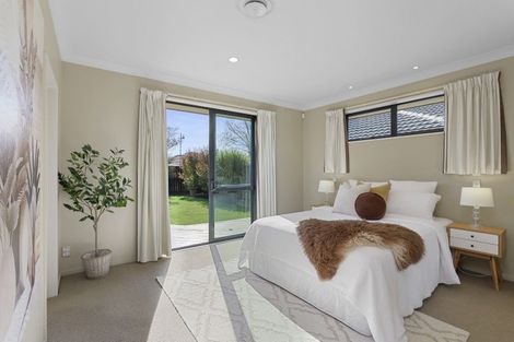 Photo of property in 2 Te Pihopa Way, Aidanfield, Christchurch, 8025