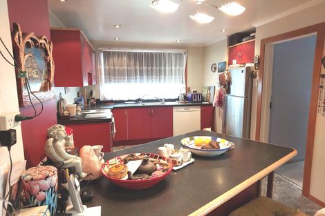 Photo of property in 8 Moorhouse Street, Waimate, 7924