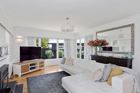 Photo of property in 600 Maunganui Road, Mount Maunganui, 3116