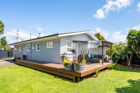 Photo of property in 600 Maunganui Road, Mount Maunganui, 3116