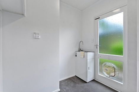 Photo of property in 2/28 Verbena Road, Birkdale, Auckland, 0626