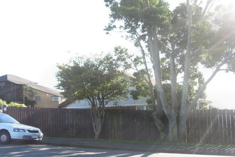 Photo of property in 1/39 Bleakhouse Road, Howick, Auckland, 2014