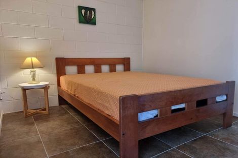 Photo of property in 14 Mickle Street, Te Atatu South, Auckland, 0610