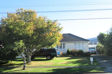 Photo of property in 33 Routley Crescent, Elderslea, Upper Hutt, 5018