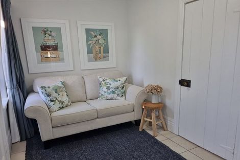 Photo of property in 14 Grey Street, Martinborough, 5711